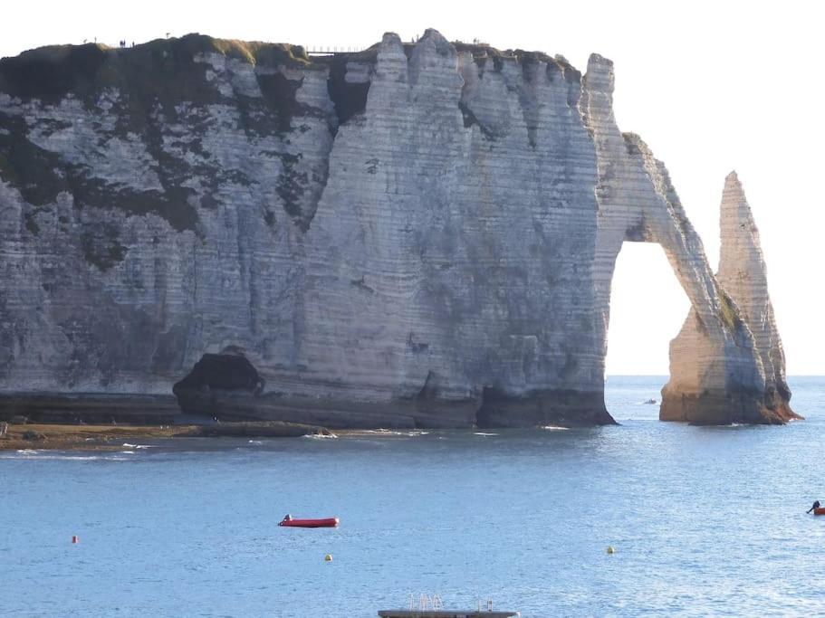 Gite Le Doris Avec Place De Stationnement Privee Incluse Étretat Exteriér fotografie